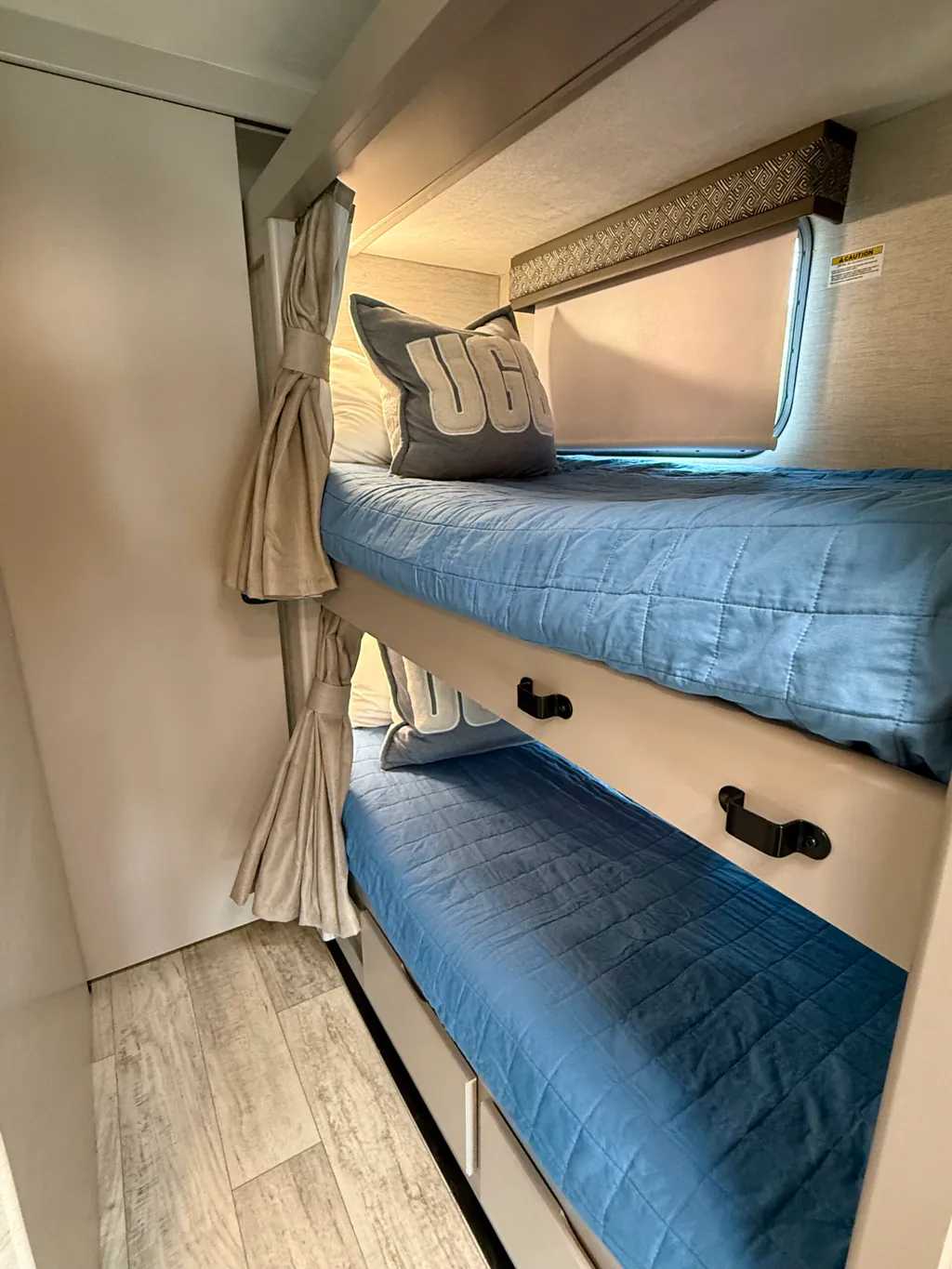 2024 Thor Motor Coach Chateau 31EV, Photos photo 17