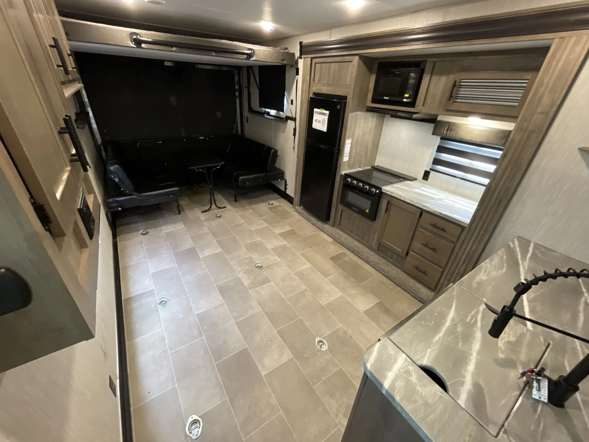 2021 Forest River Vengeance Rogue 26V — living area main