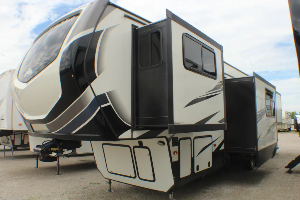 2023 Jayco Seismic Luxury Series 4113, Photos photo 44