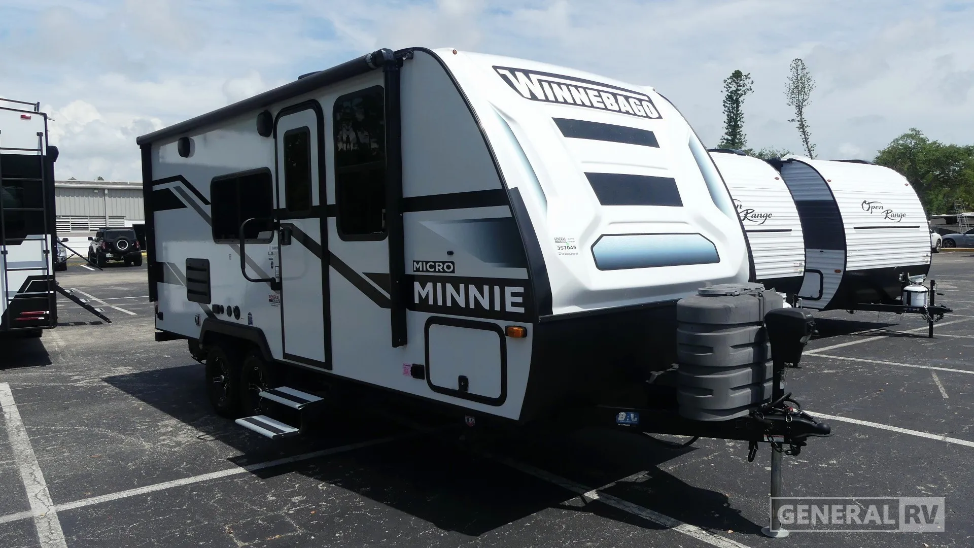 2024 Winnebago Micro Minnie 2108FBS - Photo 2