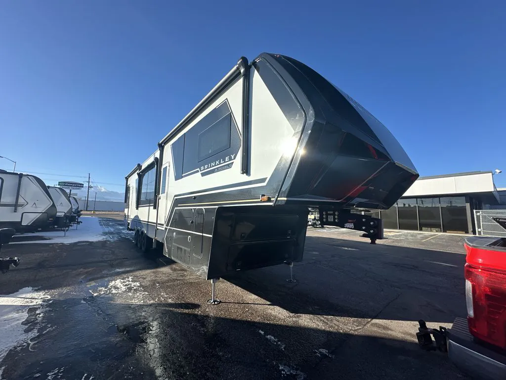 2026 Brinkley Model G 4100, Photos photo 4