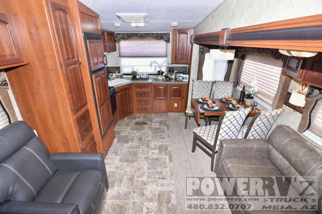 2013 Keystone Cougar Half-Ton 279RKSWE - Photo 2