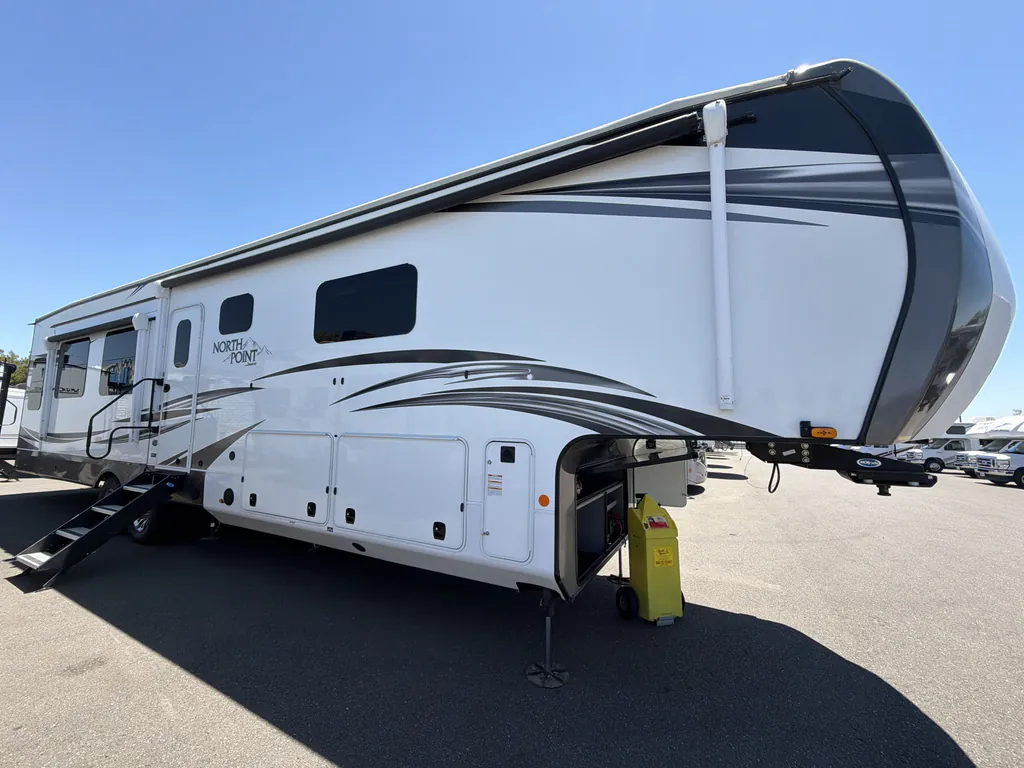 2021 Jayco North Point 387FBTS, Photos photo 5