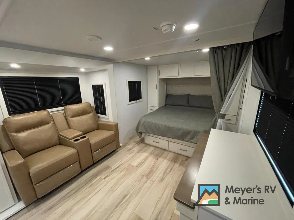 2026 Brinkley Model Ix 23X, Photos photo 7
