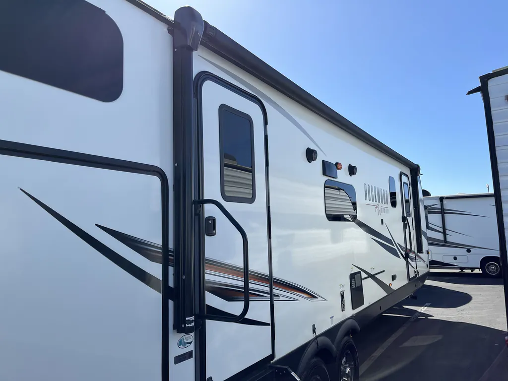 2022 Forest River Rockwood Ultra Lite 2911BS, Photos photo 32