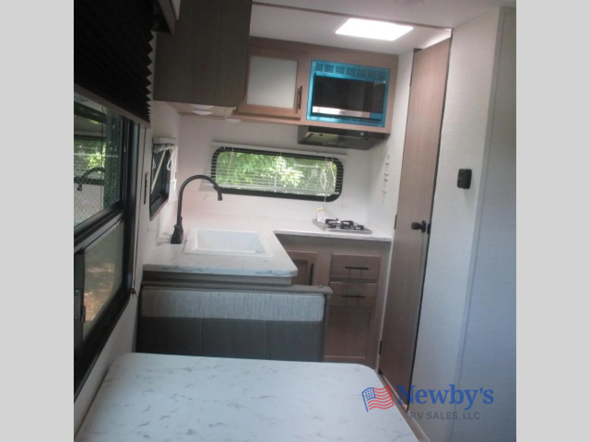2027 Gulf Stream Ameri-Lite Ultra-Lite 221RK - Photo 4
