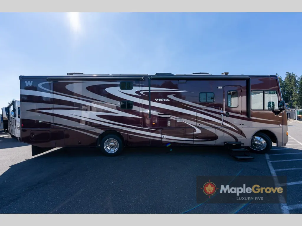 2014 Winnebago Vista 35B, Photos photo 9