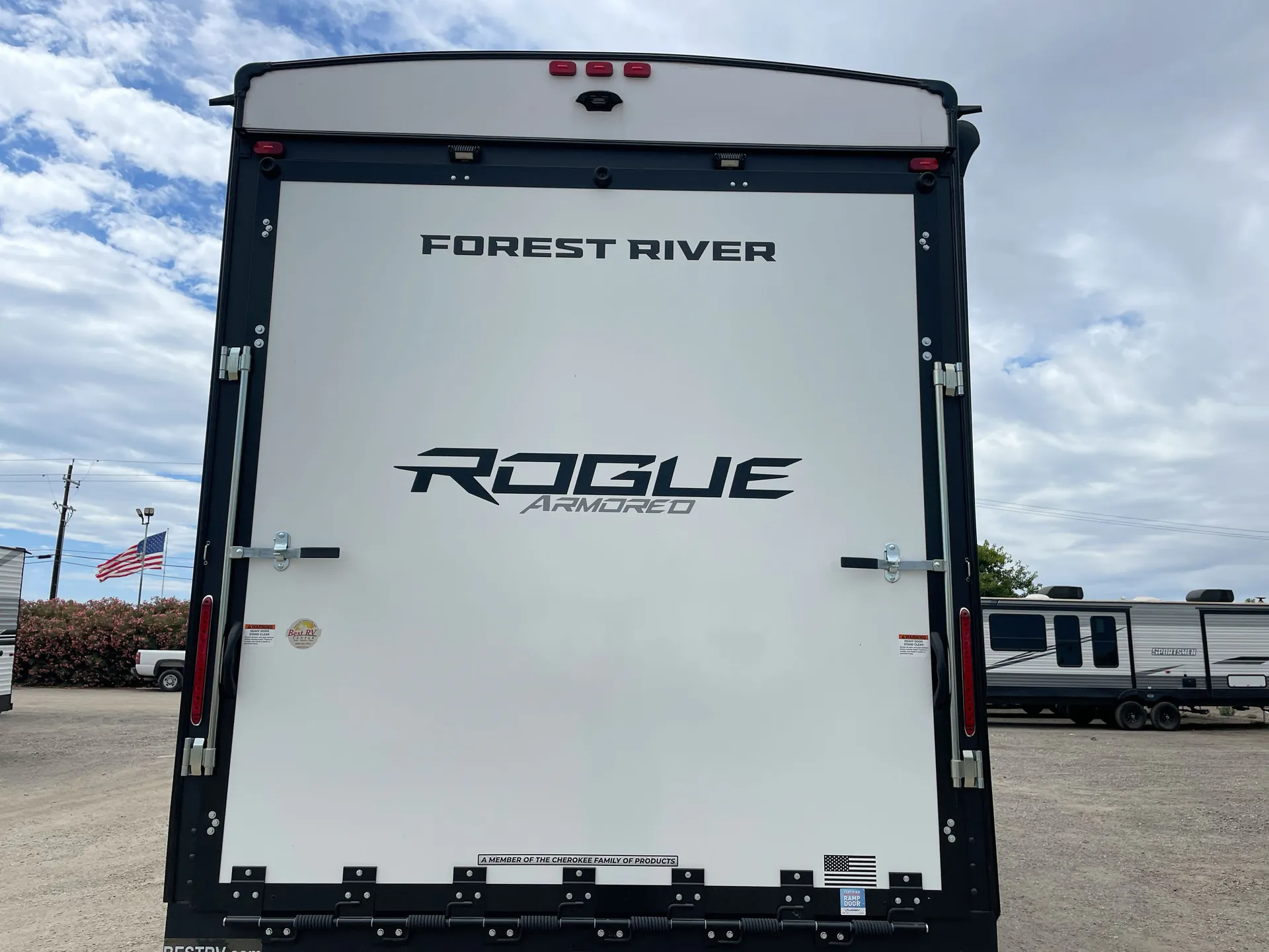 2026 Forest River Vengeance Rogue Armored 391T145 — backside