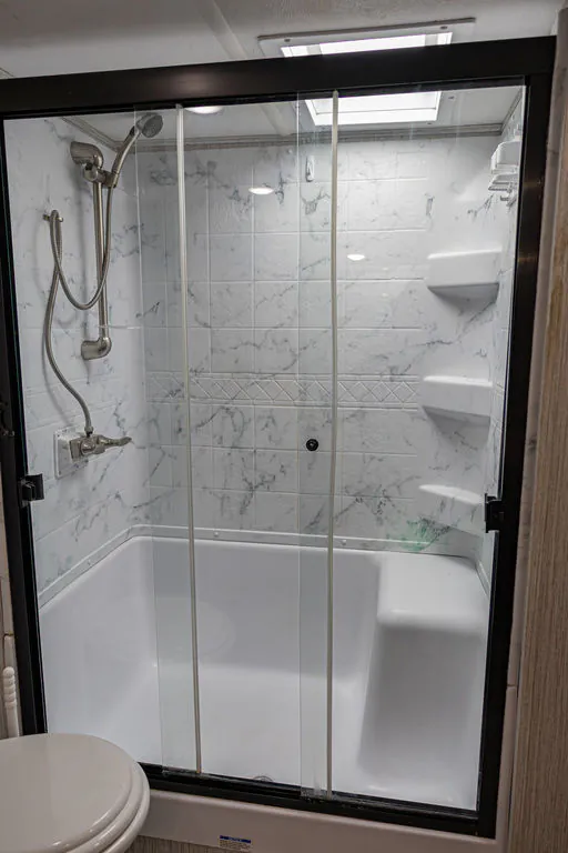 2021 Forest River Sandpiper 368FBDS, Photos photo 41