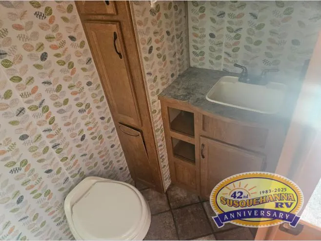 2013 EverGreen RV i-Go G249RB - Photo 4