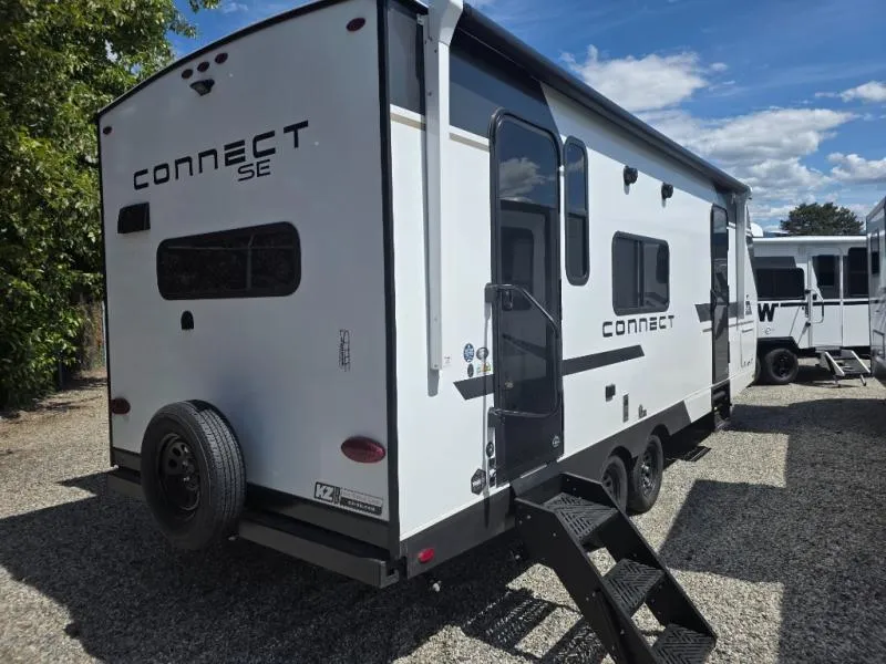 2027 KZ Connect SE 221RKSE - Photo 4