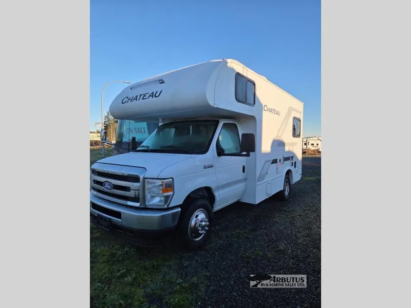 2026 Thor Motor Coach Chateau 19Z - Photo 2
