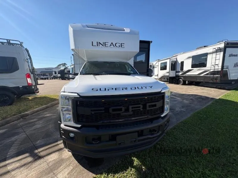 2026 Grand Design Lineage Series F 31ZW - Photo 3