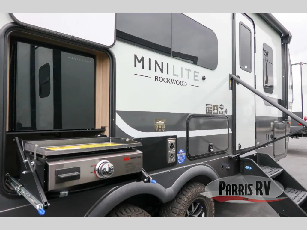 2027 Forest River Rockwood Mini Lite 2213S, Photos photo 22