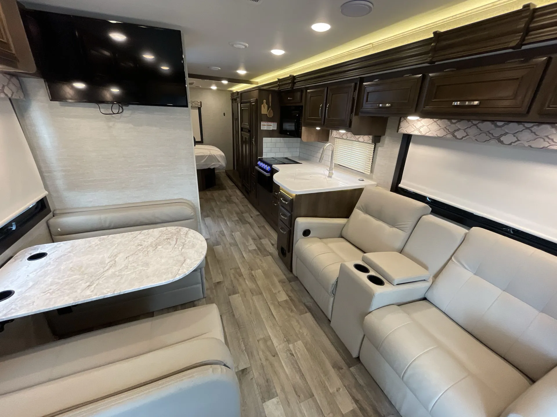 2022 Jayco Alante 29S — living area main