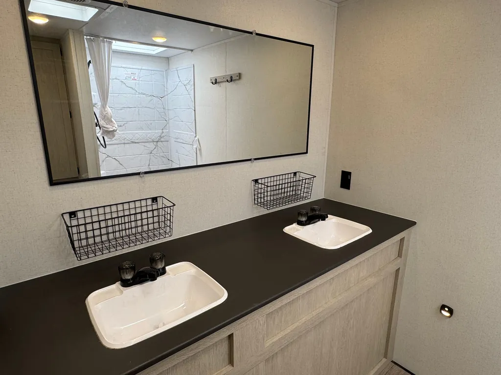 2026 Shasta RVs i-5 Edition 526RBS, Photos photo 10