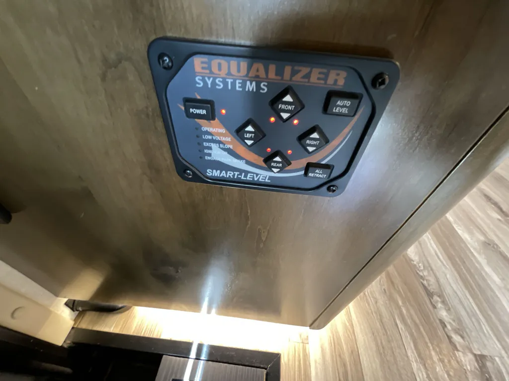 2019 Tiffin Wayfarer 24 TW, Photos photo 24