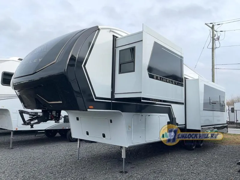 2026 Brinkley Model Z 3100 - Photo 4