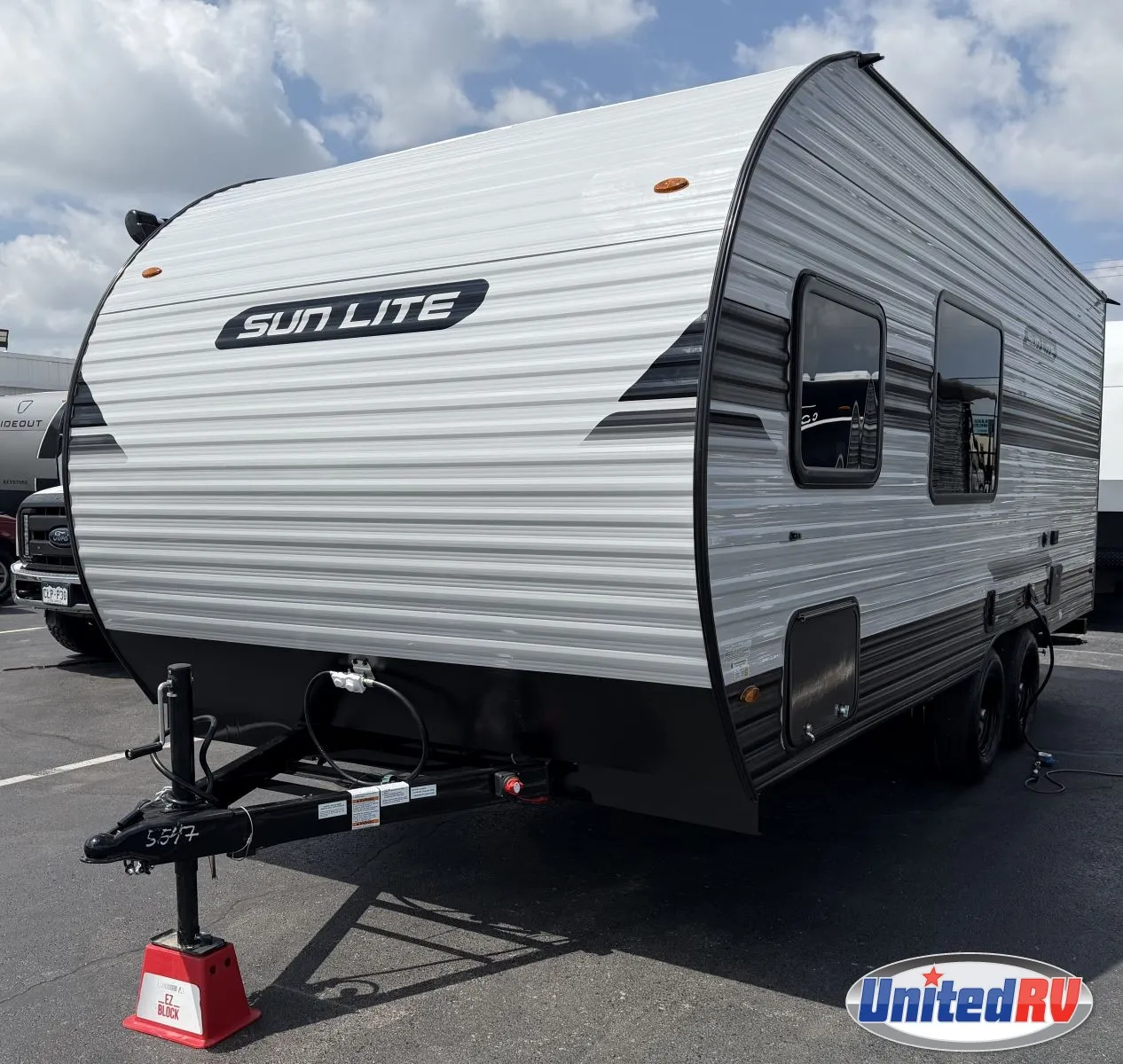 2026 SUNSET PARK RV SUNLITE 21DB LTD - Photo 4