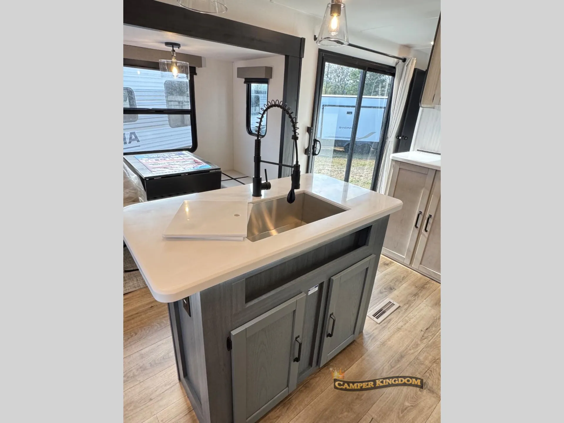 2026 Forest River Puma Vista 37PFL — Photo 7
