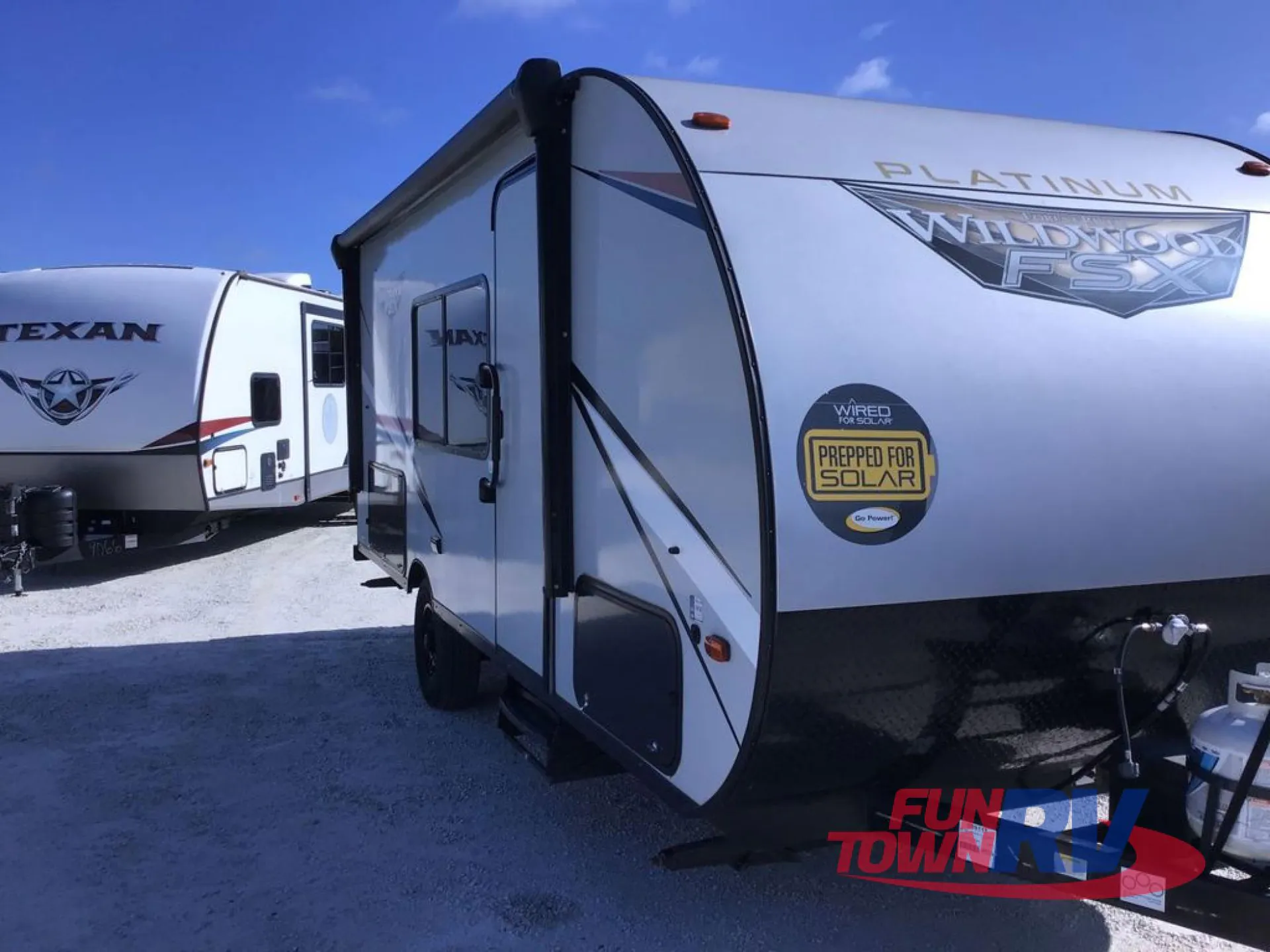 2022 Forest River Wildwood FSX 179DBK — Photo 5
