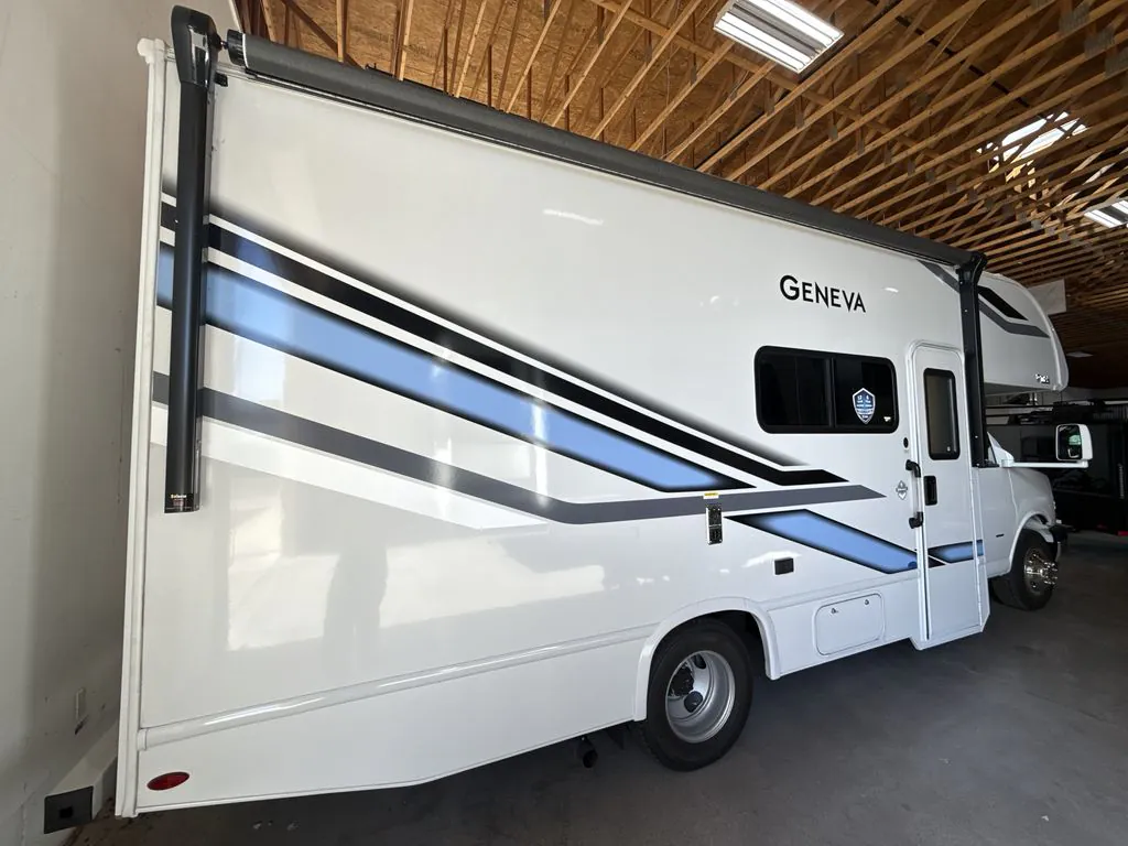 2026 Thor Motor Coach Geneva 22VZ - Photo 3