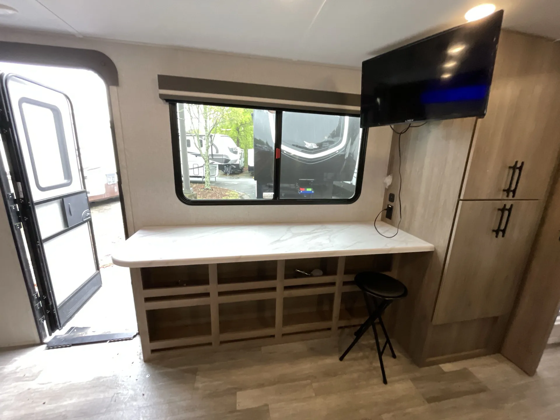 2023 Grand Design Imagine AIM 18BH — living area main