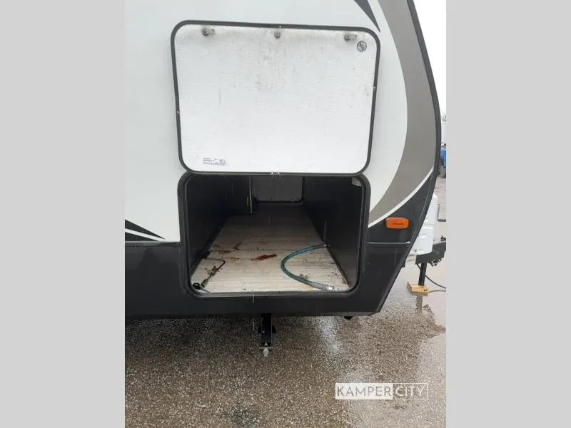 2017 Grand Design Imagine 3150BH - Photo 2