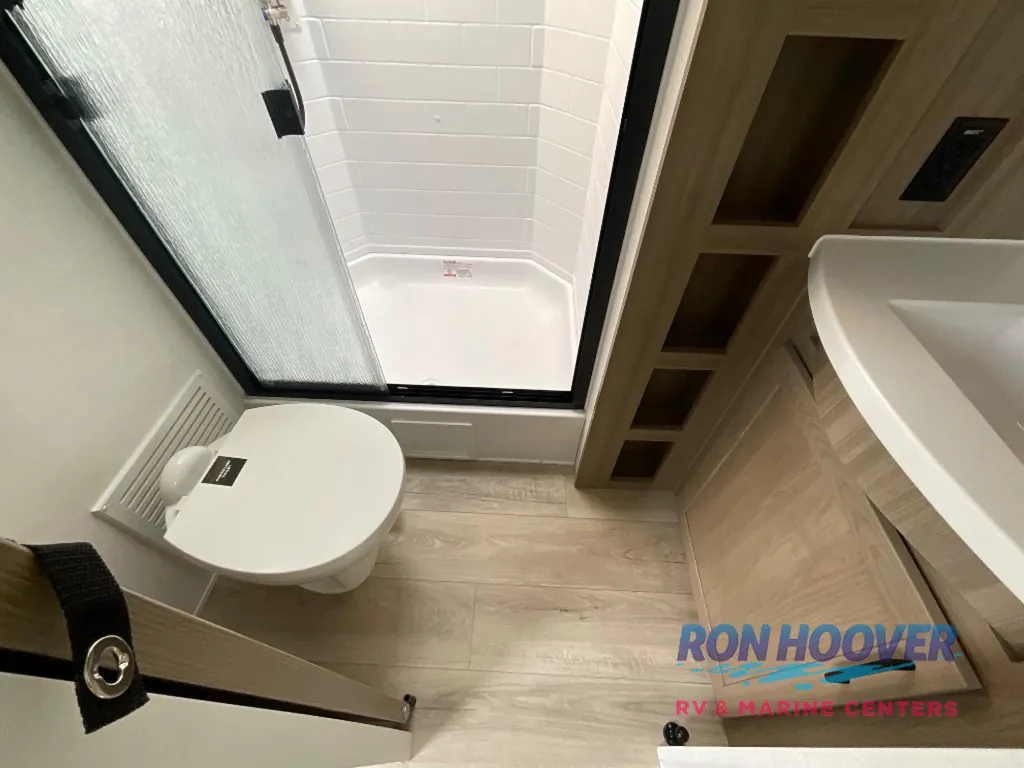 2027 Forest River Rockwood Ultra Lite 2921RL, Photos photo 22