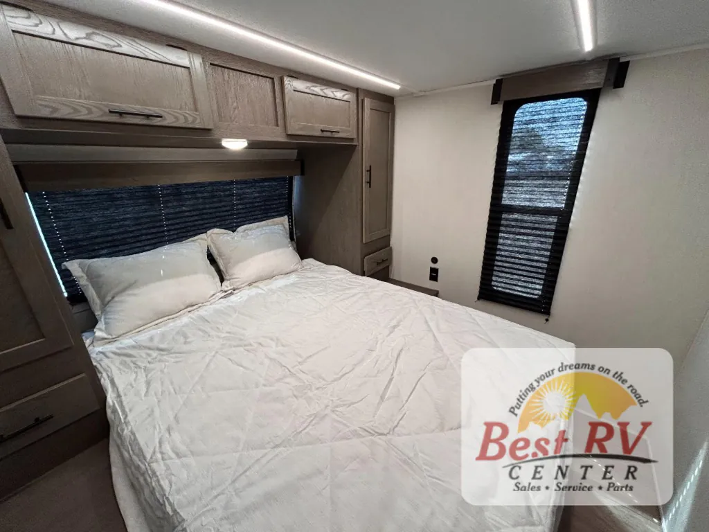 2026 Forest River Cherokee Alpha Wolf 33BH, Photos photo 69