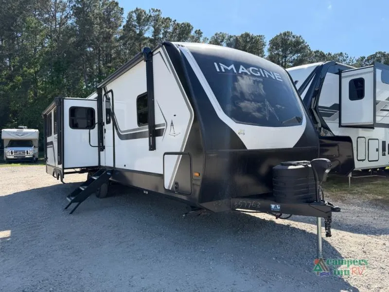 2026 Grand Design Imagine 2970RL - Photo 2