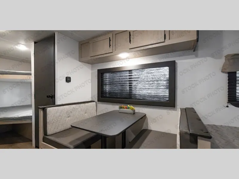 2027 Shasta Compact 18DBL - Photo 3