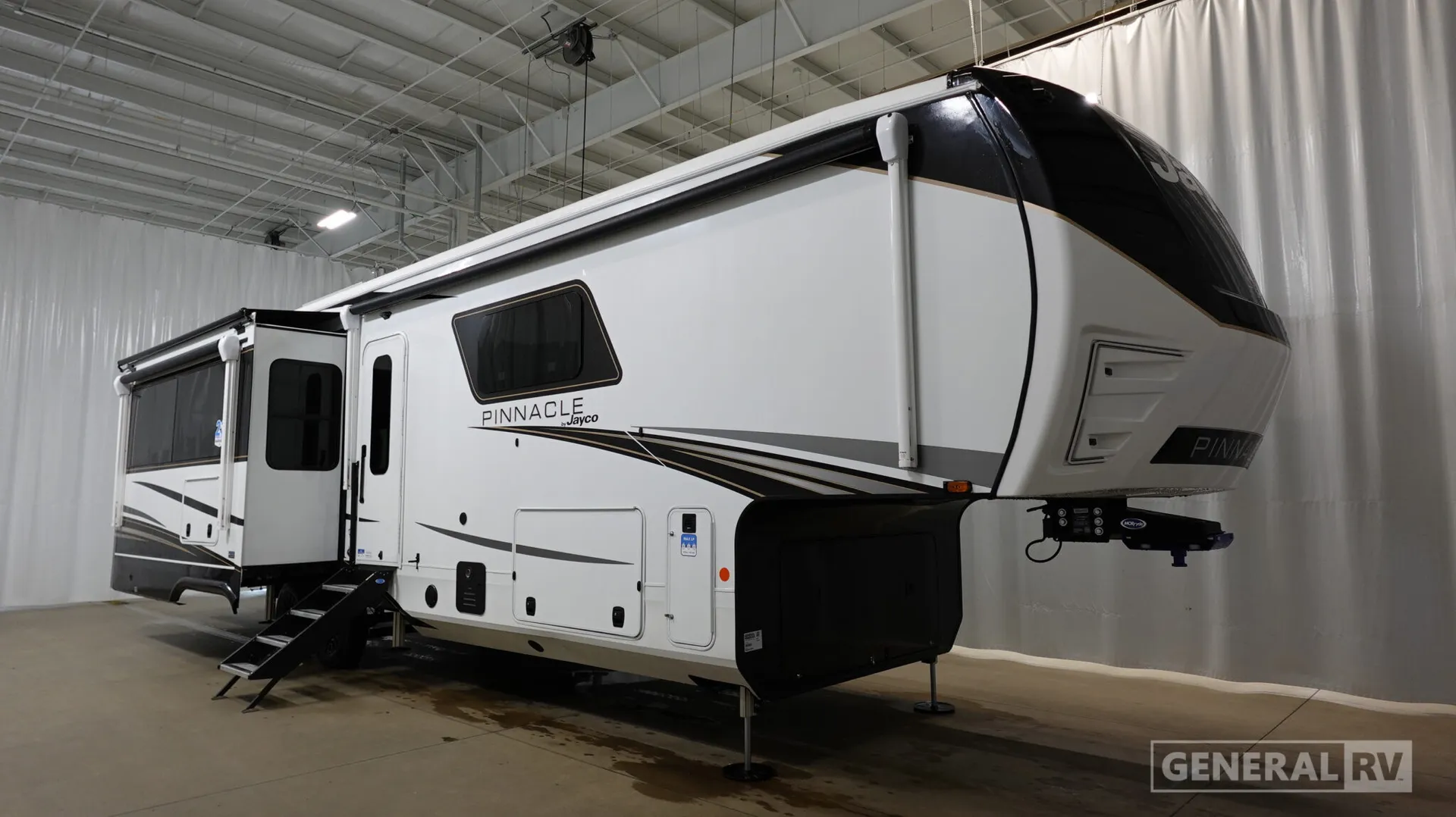 2027 Jayco Pinnacle 36FBTS - Photo 2