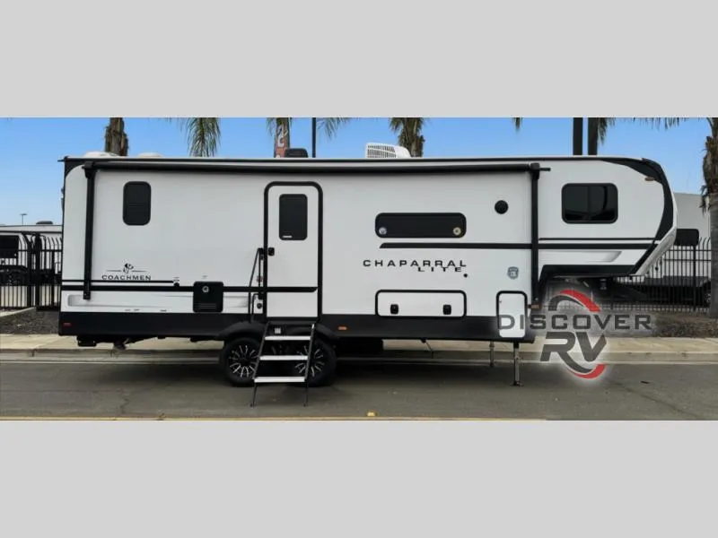 2026 Coachmen Chaparral Lite 218SE - Photo 4