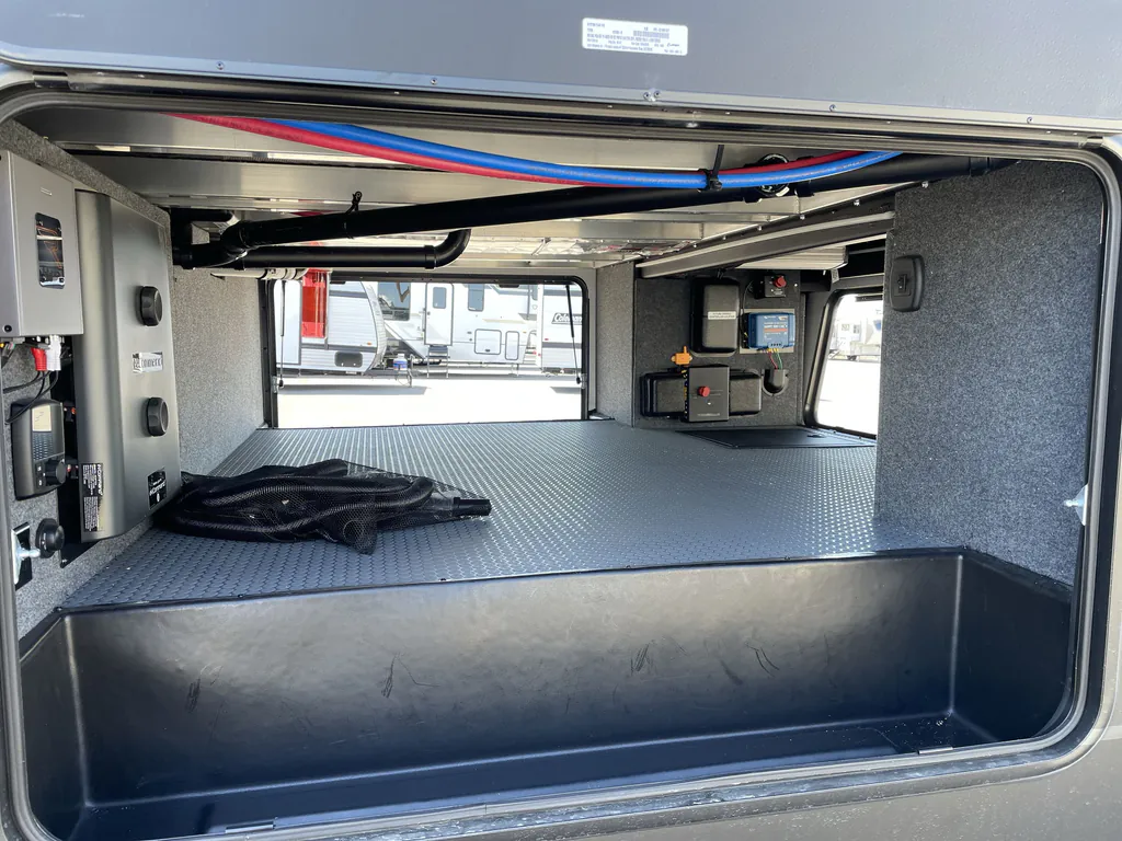 2026 Keystone Raptor 433, Photos photo 23