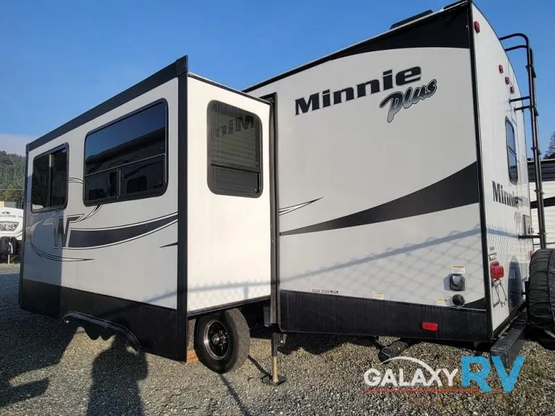 2019 Winnebago Minnie Plus 27RBDS - Photo 2