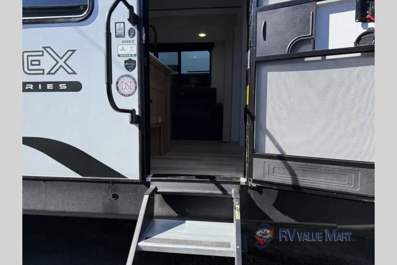 2026 Coachmen Apex X Series 29BHX - Photo 3