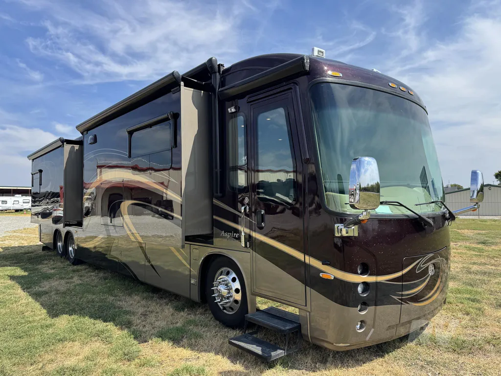 2013 Entegra Coach Aspire 42DLQ, Photos photo 2