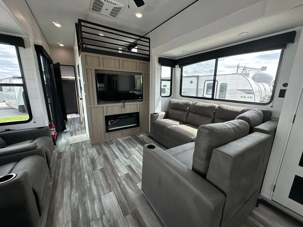 2026 Jayco Jay Flight Bungalow 404LOFT DS, Photos photo 21