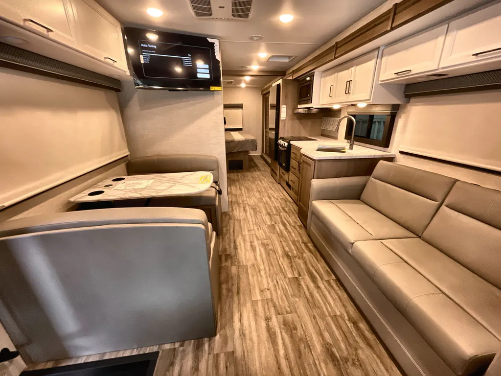 2026 Thor Motor Coach Freedom Traveler A29, Photos photo 2
