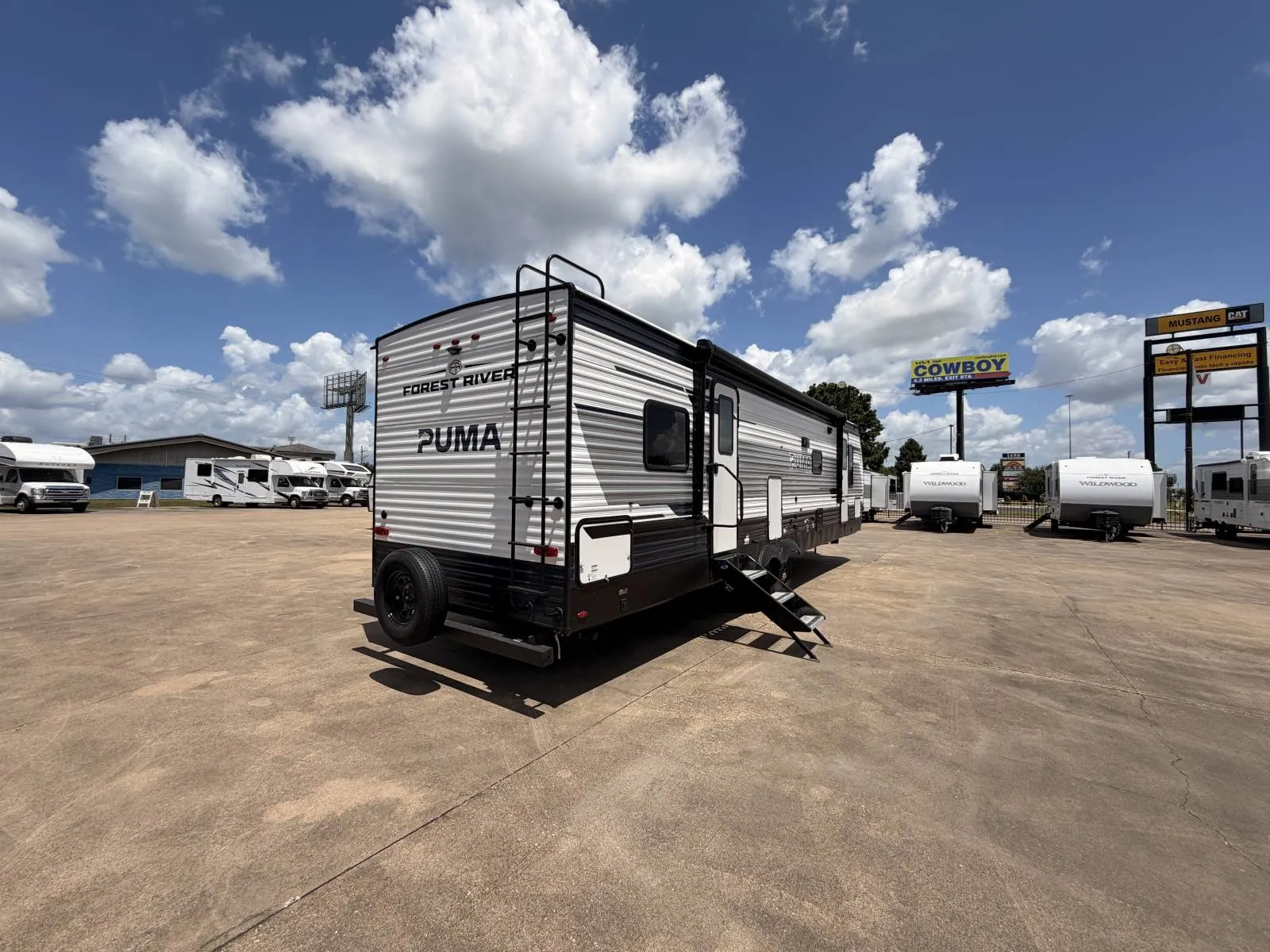 2027 Forest River Puma 337BH - Photo 4