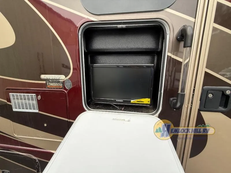 2018 Forest River Forester MBS 2401W - Photo 3