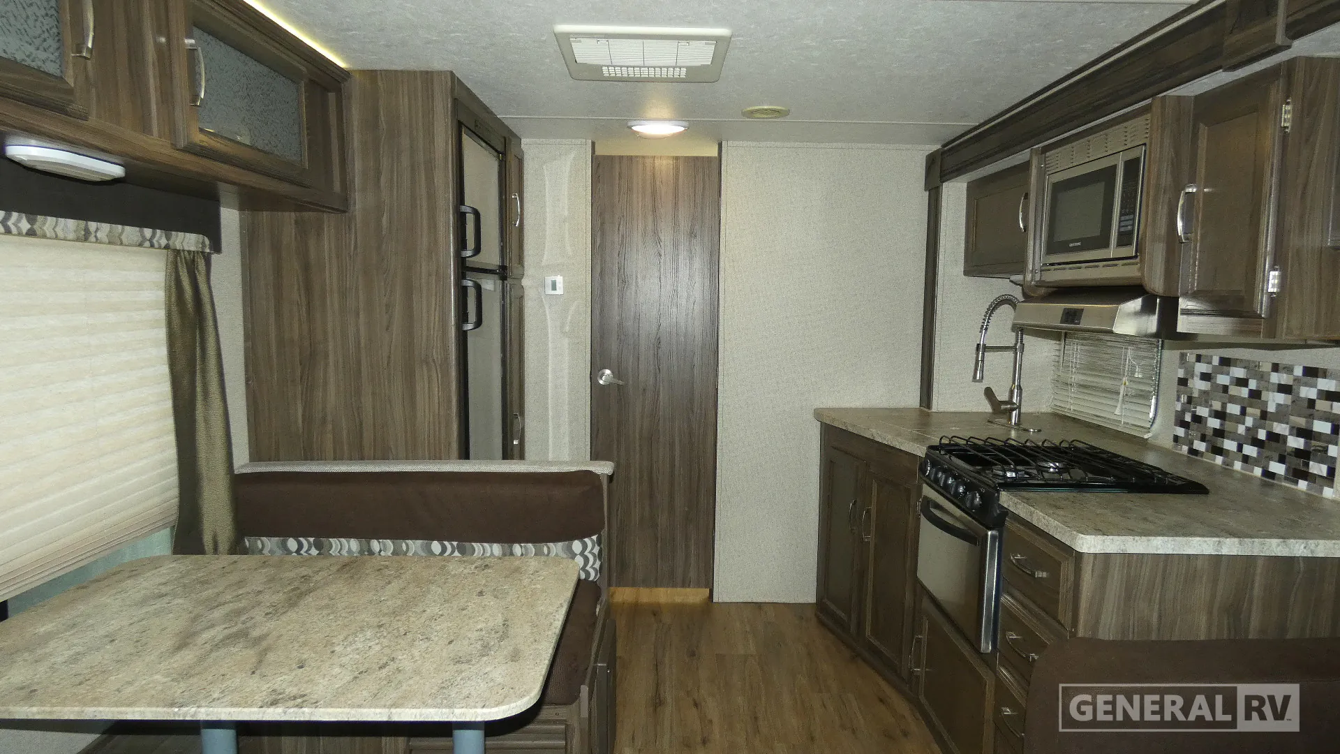 2018 Coachmen Apex Ultra-Lite 251RBK - Photo 3
