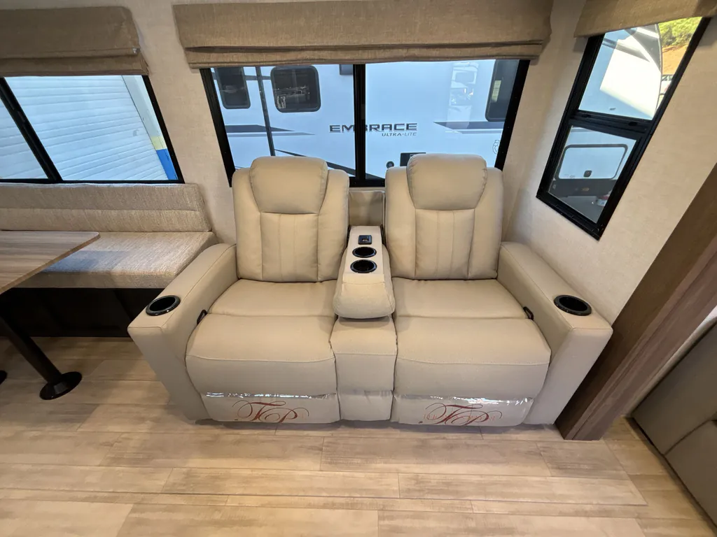 2026 Forest River Vibe 3400XL, Photos photo 13