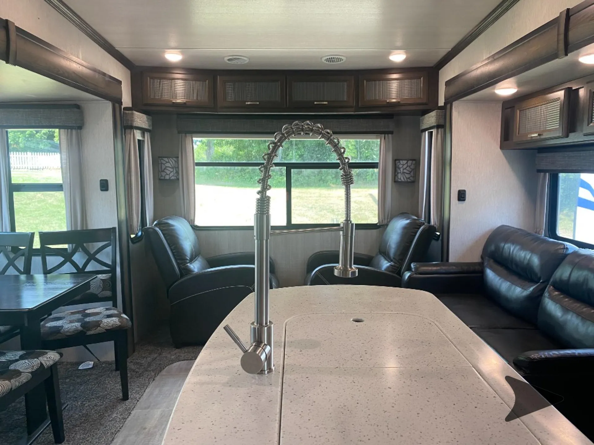 2019 Heartland Sundance XLT 289 TS - Photo 4
