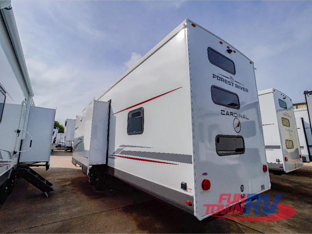 2026 Forest River Cardinal 34CRIB, Photos photo 4
