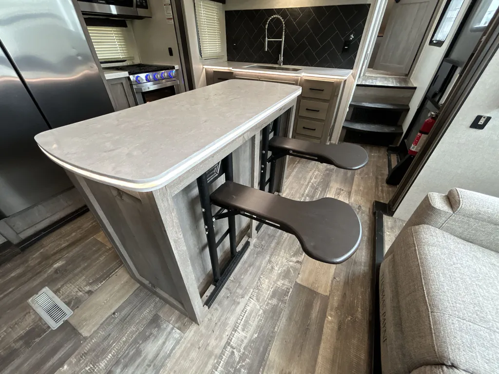 2020 Keystone Raptor 415, Photos photo 12