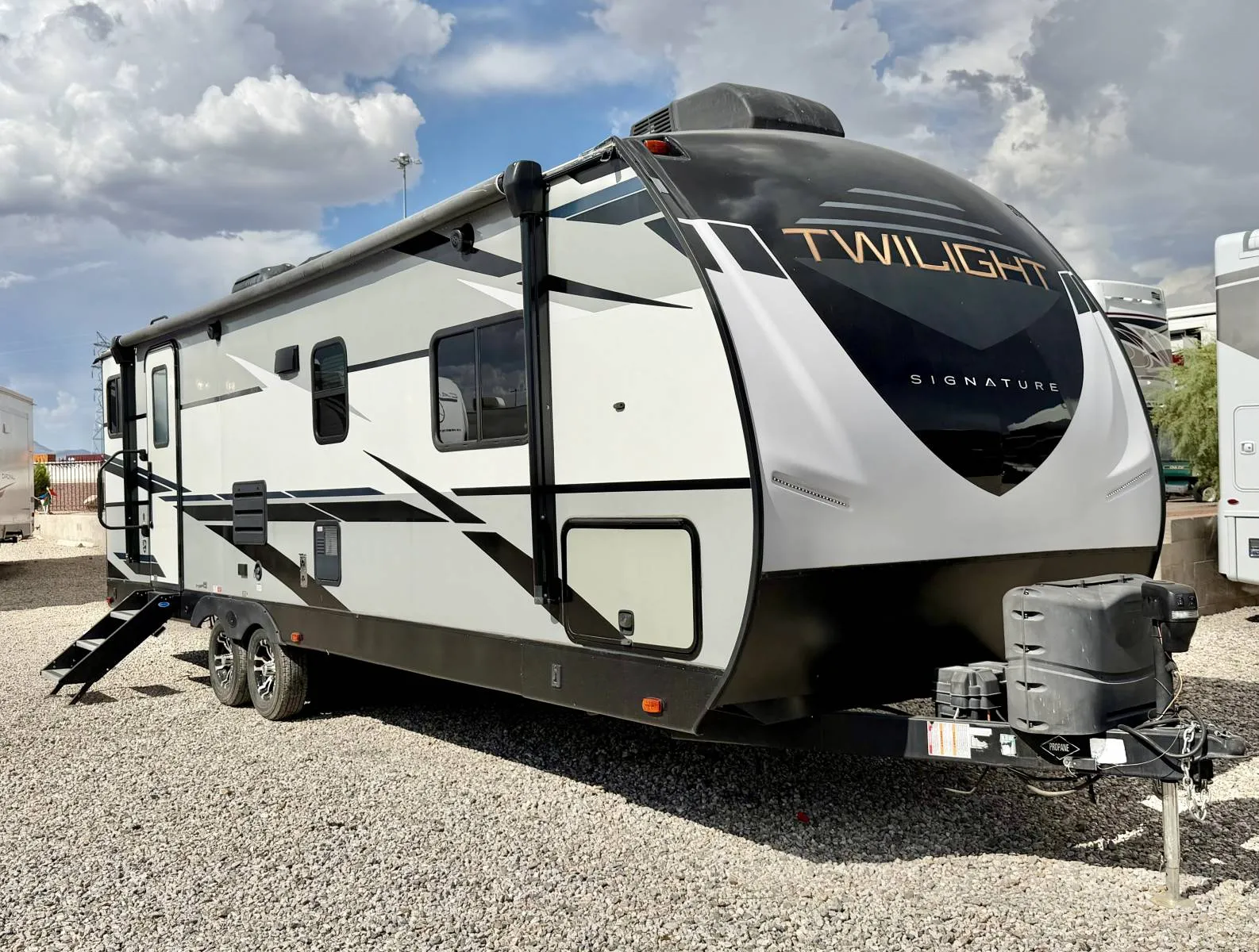 2021 Cruiser RV Twilight Signatrure 2620 - Photo 2