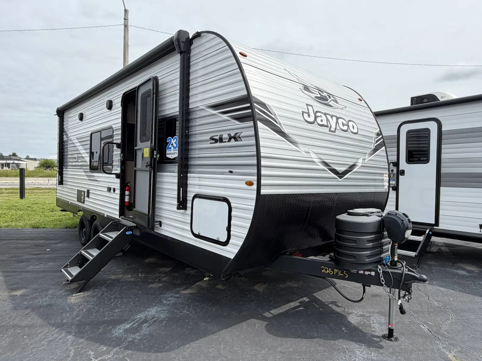 2026 Jayco Jay Flight 225MLS - Photo 2