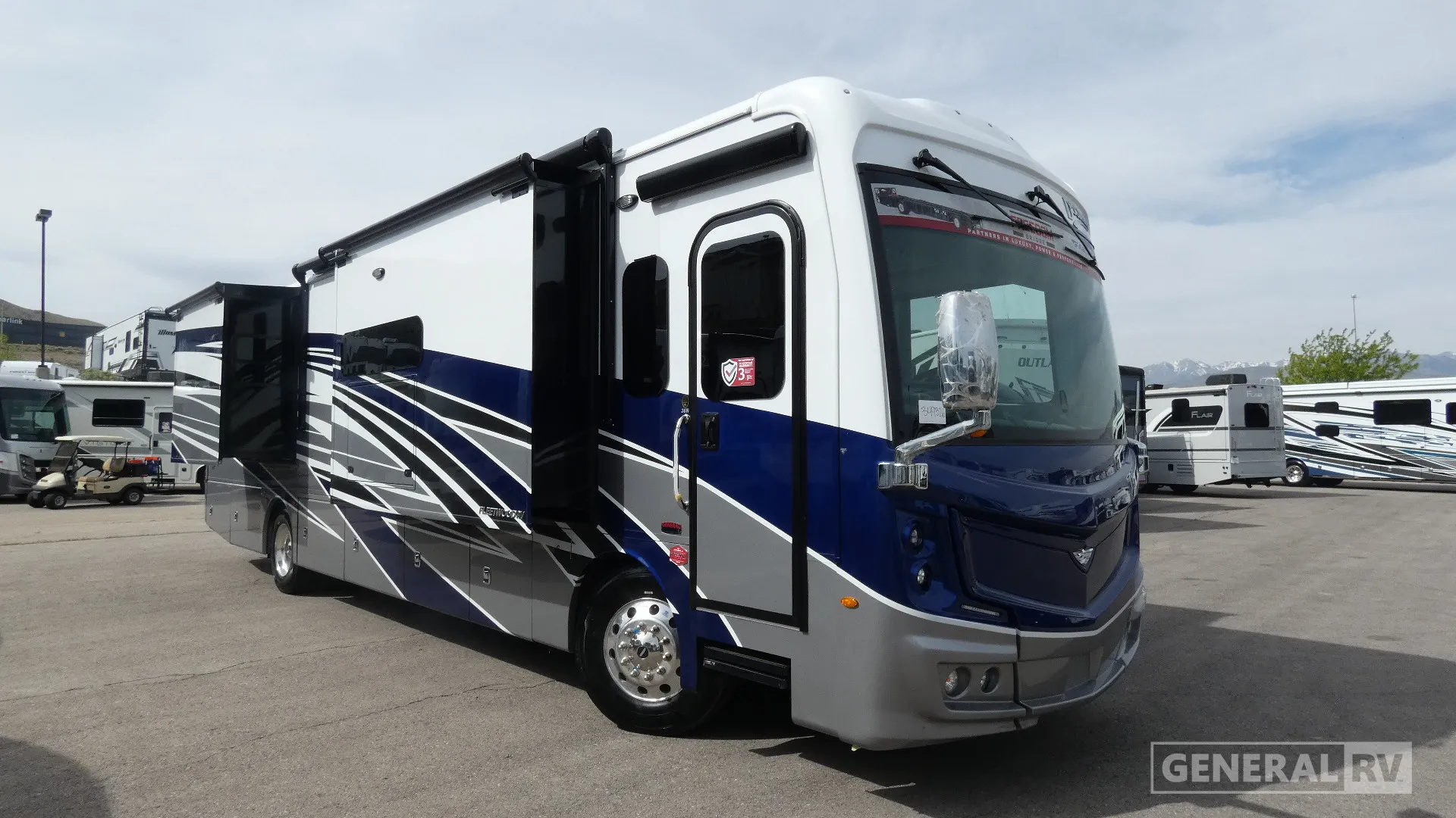 2026 Fleetwood Discovery 38N - Photo 2